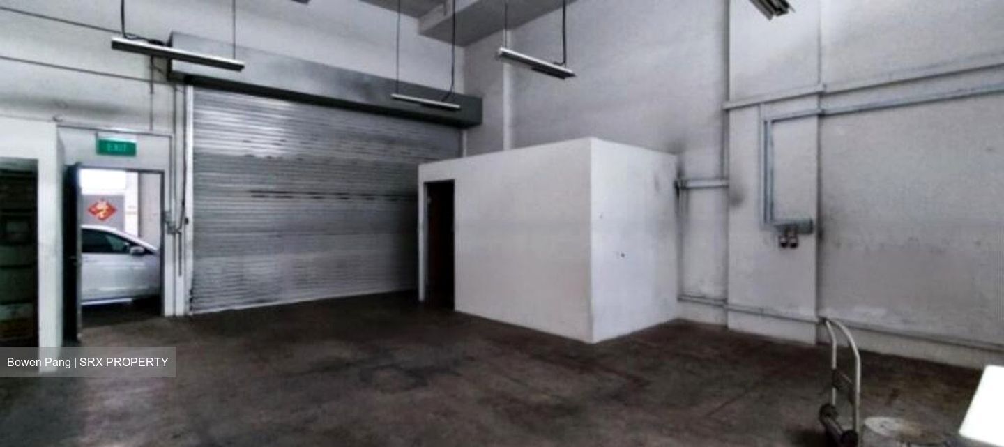 Pioneer Point (D22), Factory #471631501